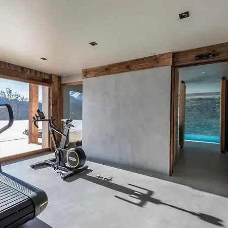 9br Relaxing Chalet With Pool Villa Manigod