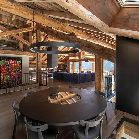 9br Relaxing Chalet With Pool Manigod