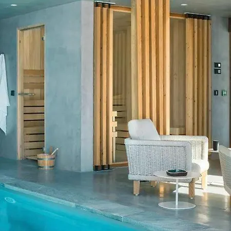 Villa 9br Relaxing Chalet With Pool