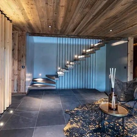 9br Relaxing Chalet With Pool Villa Manigod