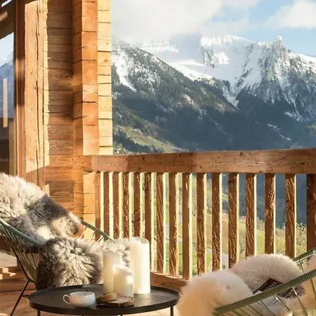 Villa 9br Relaxing Chalet With Pool Manigod