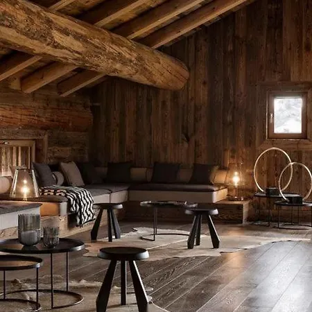 9br Relaxing Chalet With Pool