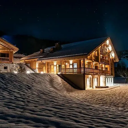 9br Relaxing Chalet With Pool Villa *